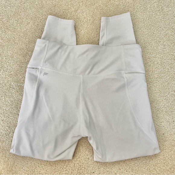 Fabletics White PureLuxe High-Waisted Crossover 7/8 Legging - Picture 7 of 8